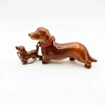 duo-de-teckels-en-porcelaine